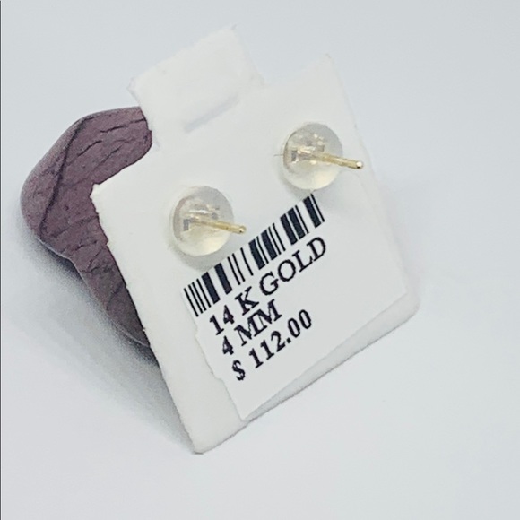 14k Solid Gold Studs Earrings 4mm Princess Cut